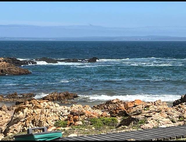 4 BEDROOM HOUSE FOR SALE IN PINNACLE POINT GOLF ESTATE